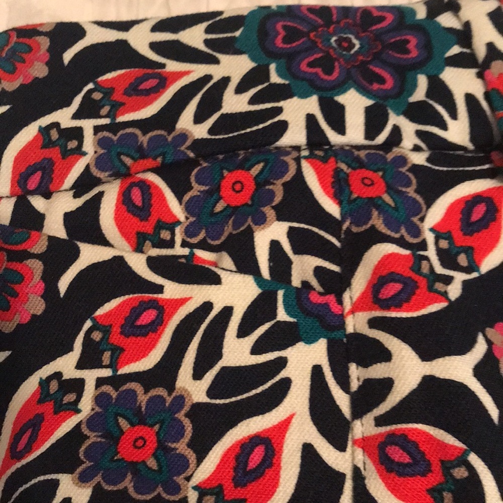 Old Navy Pixie Pants 4 Regular Beautiful Pattern - image 4